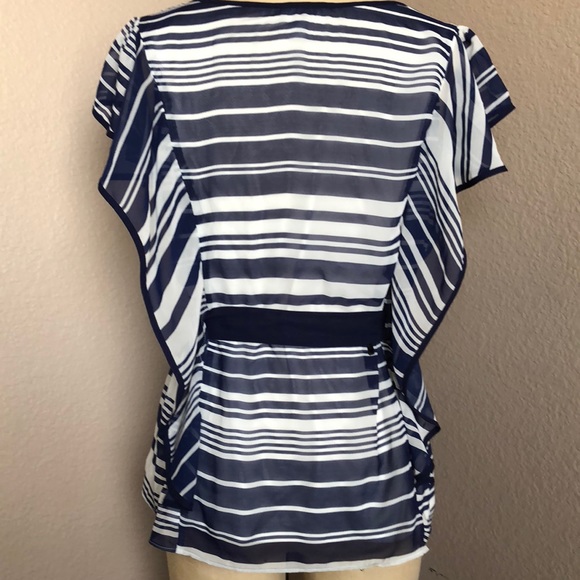 Top - Picture 4 of 6